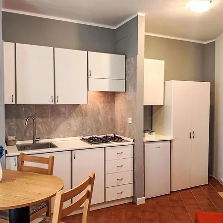 Moschettieri-7 By Interhome